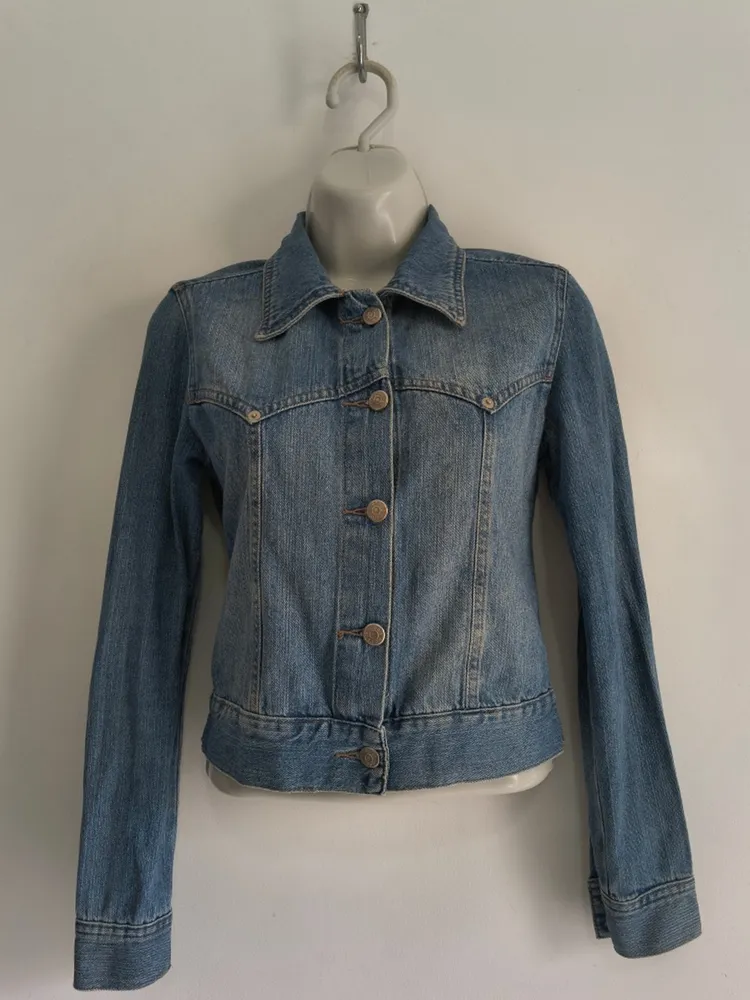 Jaqueta Jeans Feminina Clássica da Clock House - Tam. P