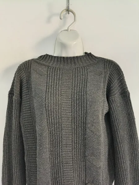 Suéter de Tricô Cinza Feminino - Tam. M