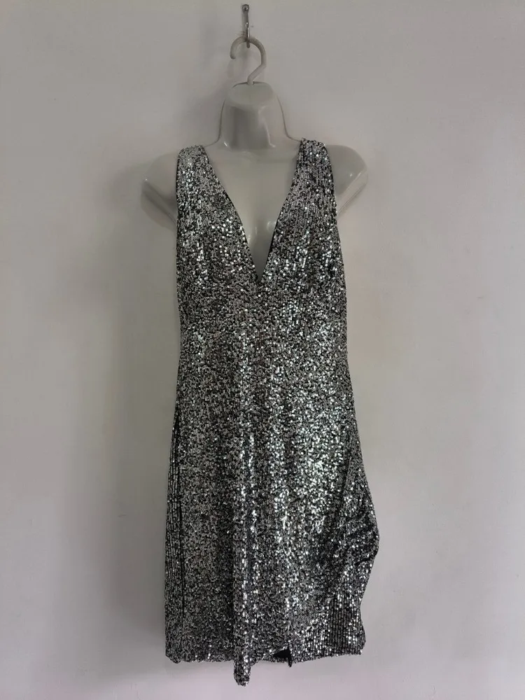 Vestido de Festa com Paetês da CLAUDIA RABELO NOVO Tam. G
