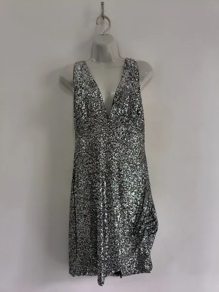 Vestido de Festa com Paetês da CLAUDIA RABELO NOVO Tam. G