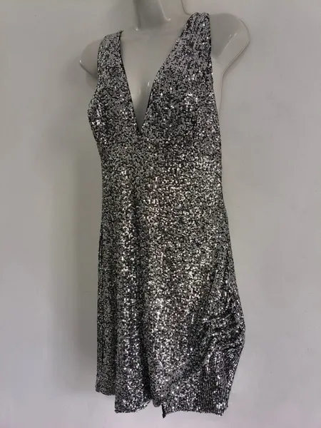 Vestido de Festa com Paetês da CLAUDIA RABELO NOVO Tam. G