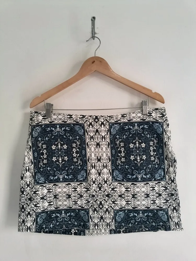 Saia de Sarja Plus Size Estampada da Hering - Tam. 46