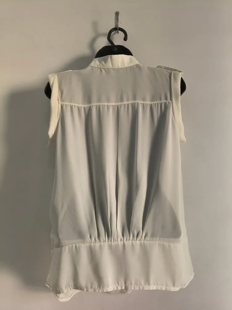 Blusa Feminina Marfim com Gola Padre - Tam. G