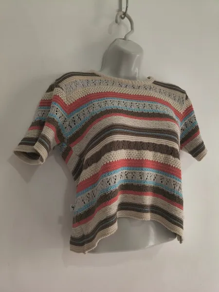 Blusa Cropped de Tricô Listrada - Tam. M