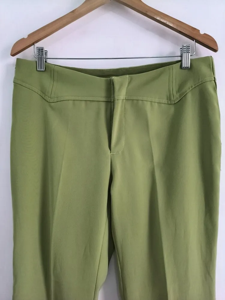 Calça Feminina de Alfaiataria Verde - Tam. 44