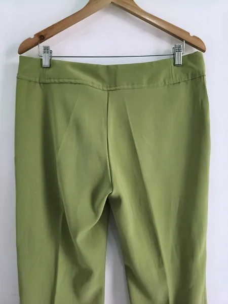 Calça Feminina de Alfaiataria Verde - Tam. 44