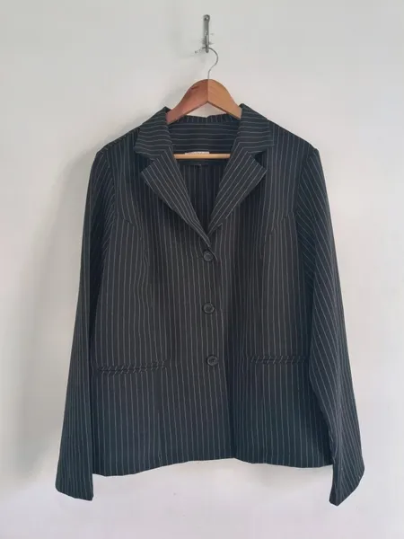 Blazer Feminino Preto Risca de Giz Plus Size - Tam. GG