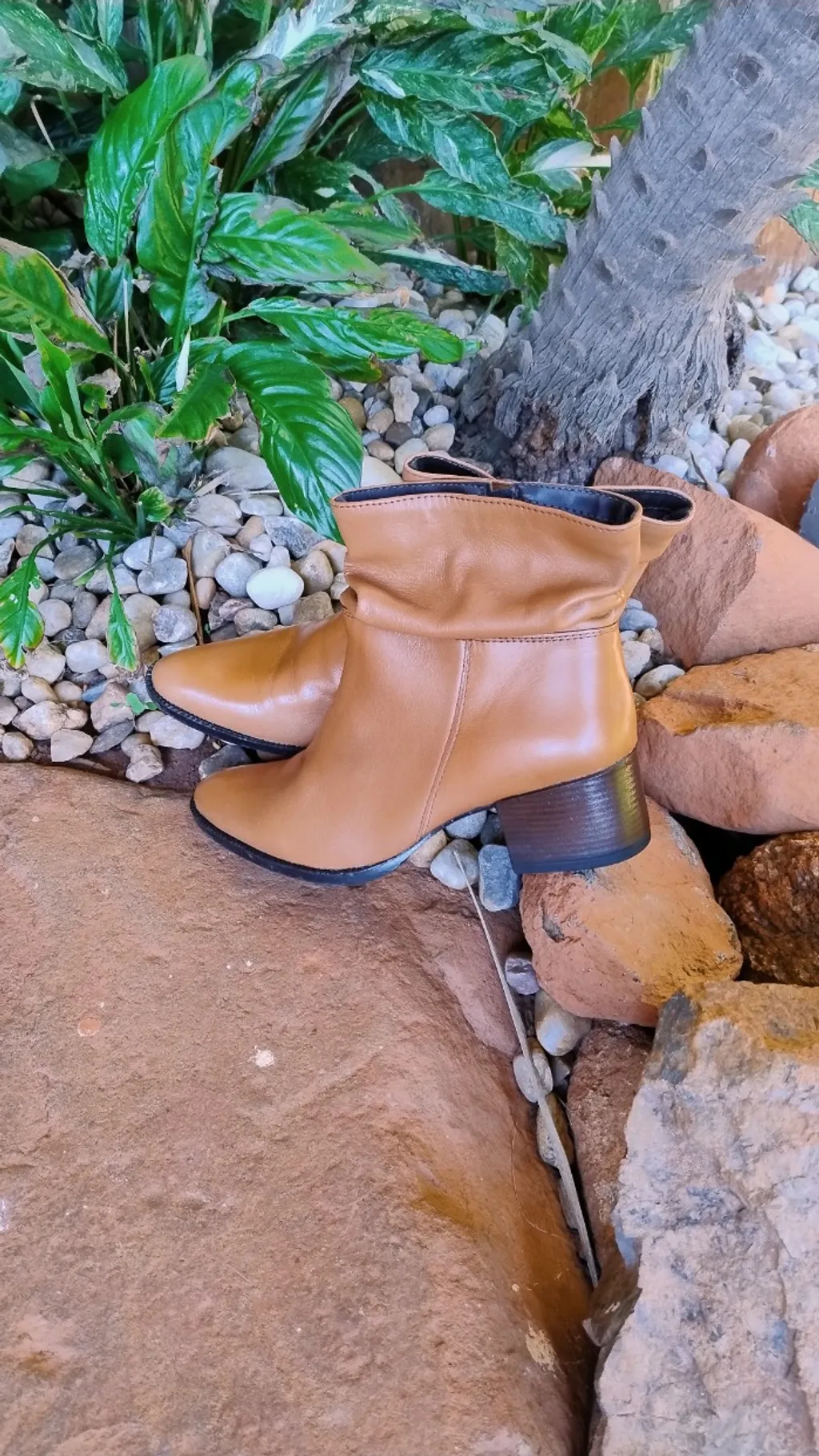 Bota Caramelo Cano Curto da Viviana Calçados