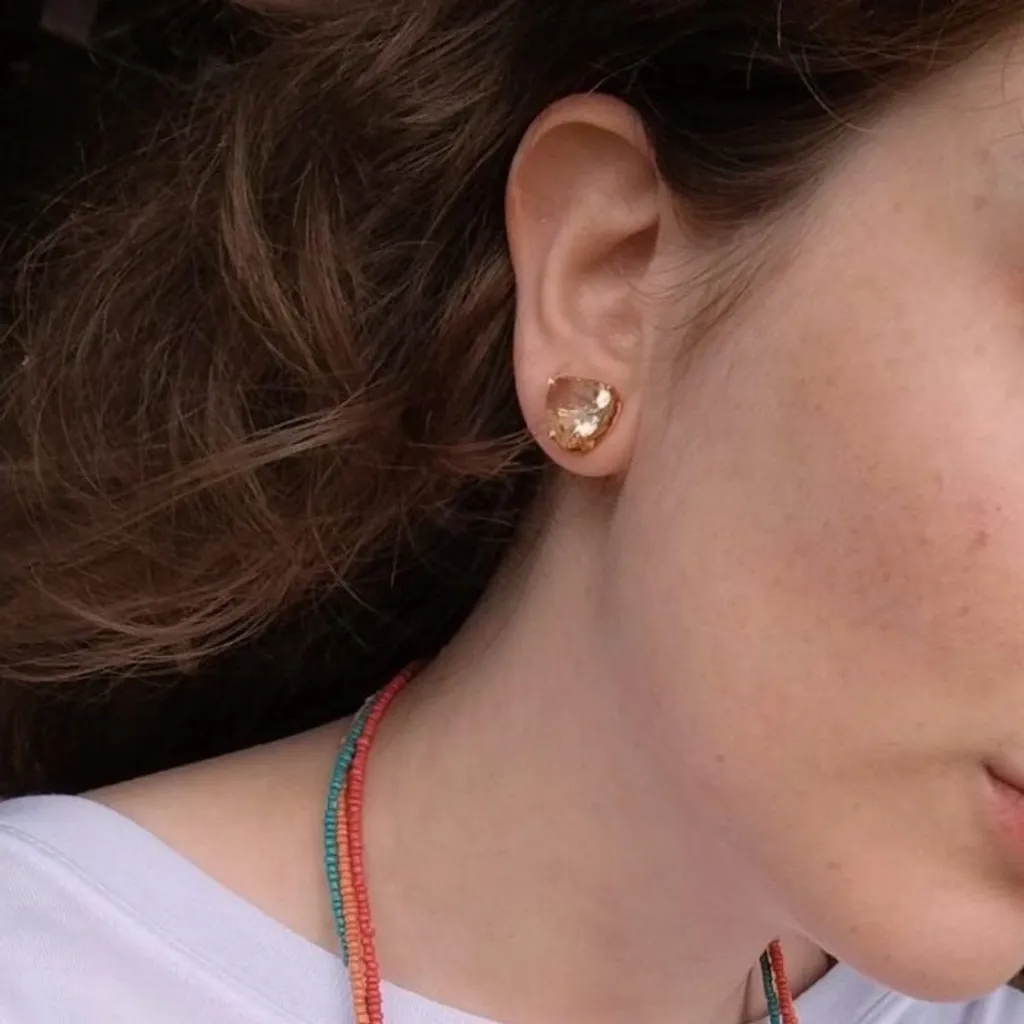 Brinco de Coração Banhando a Ouro com Citrino da Vika