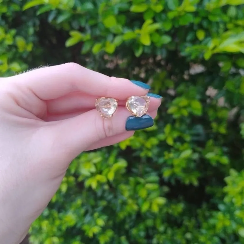 Brinco de Coração Banhando a Ouro com Citrino da Vika
