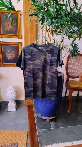 Camiseta Camuflada Verde da Marfinno