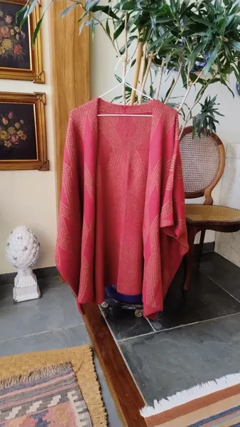 Kimono Vermelho em Tricot Estampado
