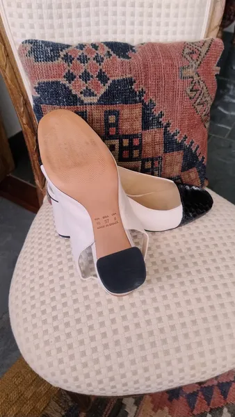 Slingback Anzetutto Bicolor com Phyton Legítimo