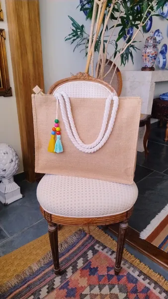 Bolsa de Ráfia Lelive com Alça de Corda