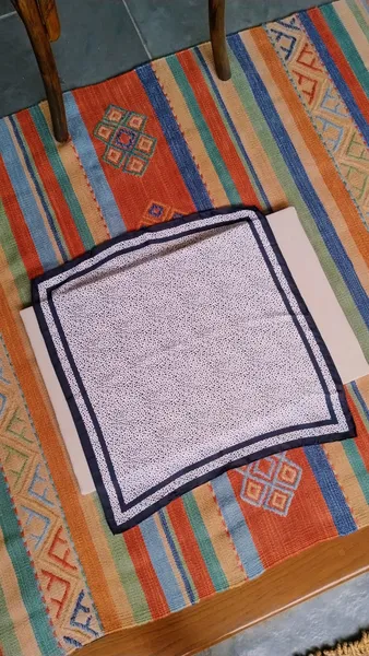 Lenço Rubi by Cotton On Poá P&B