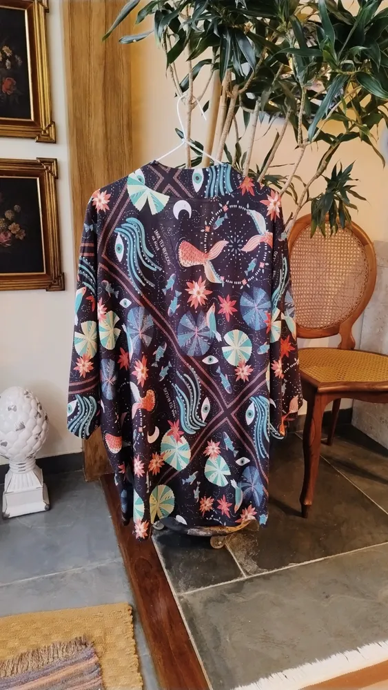 Kimono Preto Estampado com Faixa