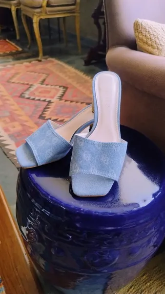 Tamanco Jeans Corello com Salto Texturizado