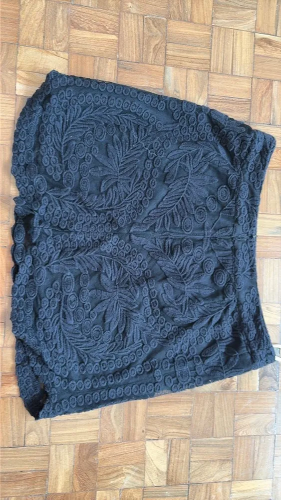 saia preta farm curta renda tamanho p