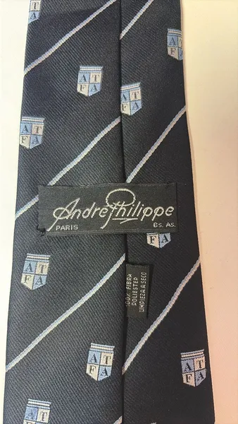 gravata andre philippe paris