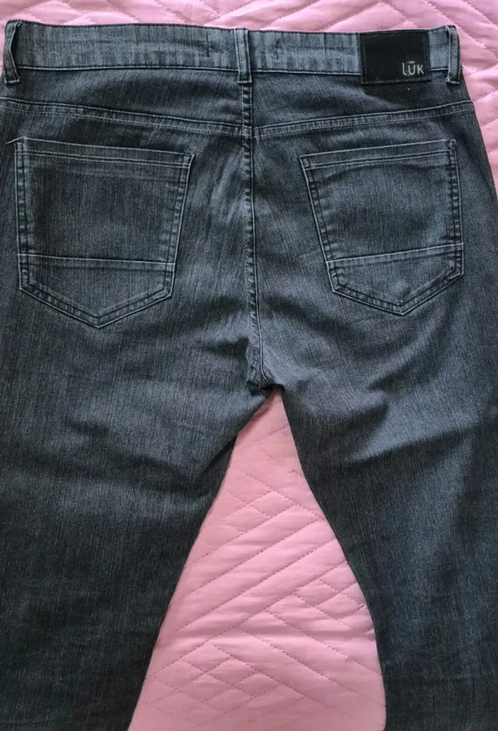 Calça jeans masculina. Marca Man Luk. Tam 42