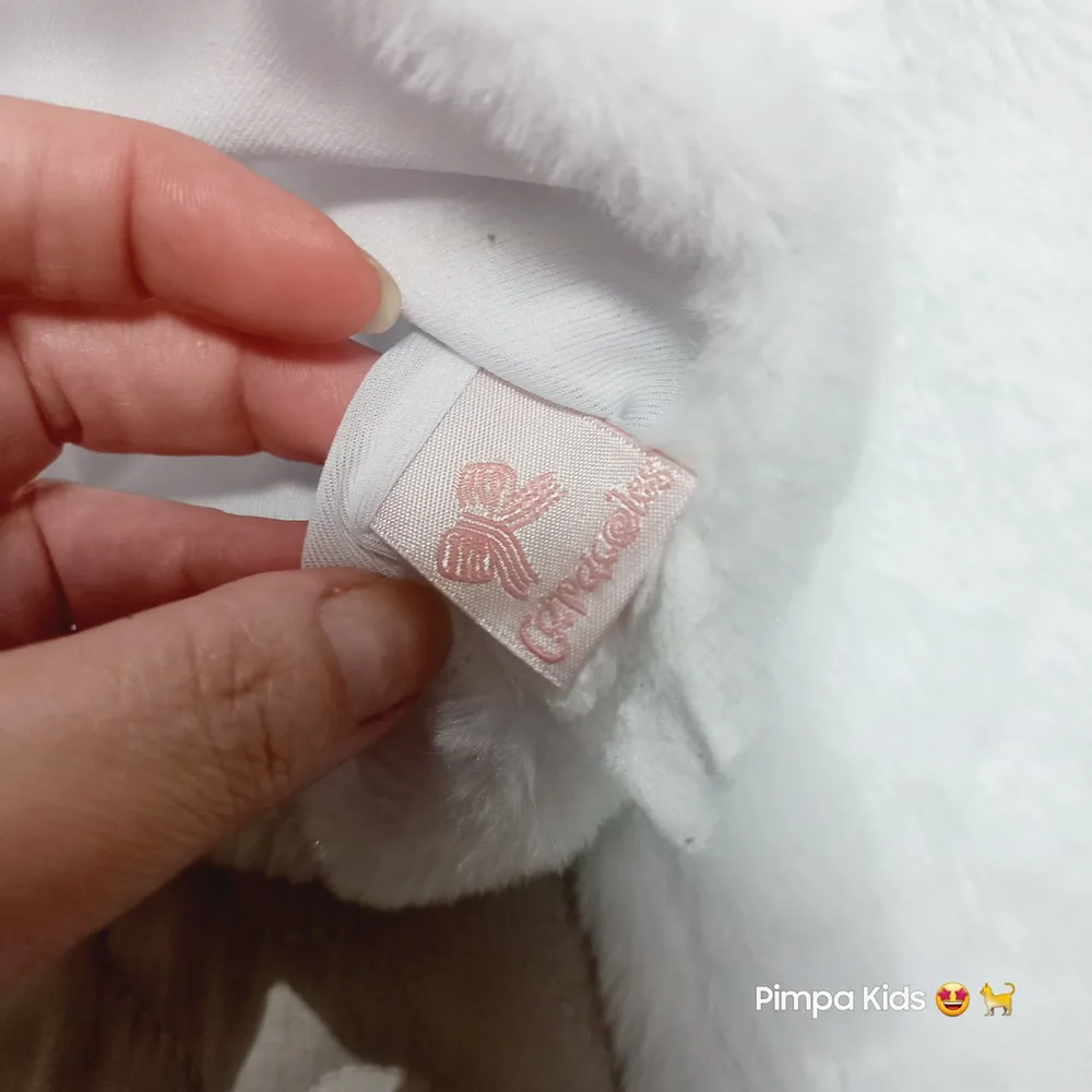 Bolero infantil branco tam 4, com detalhes em pérolas