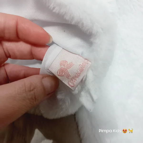 Bolero infantil branco tam 4, com detalhes em pérolas