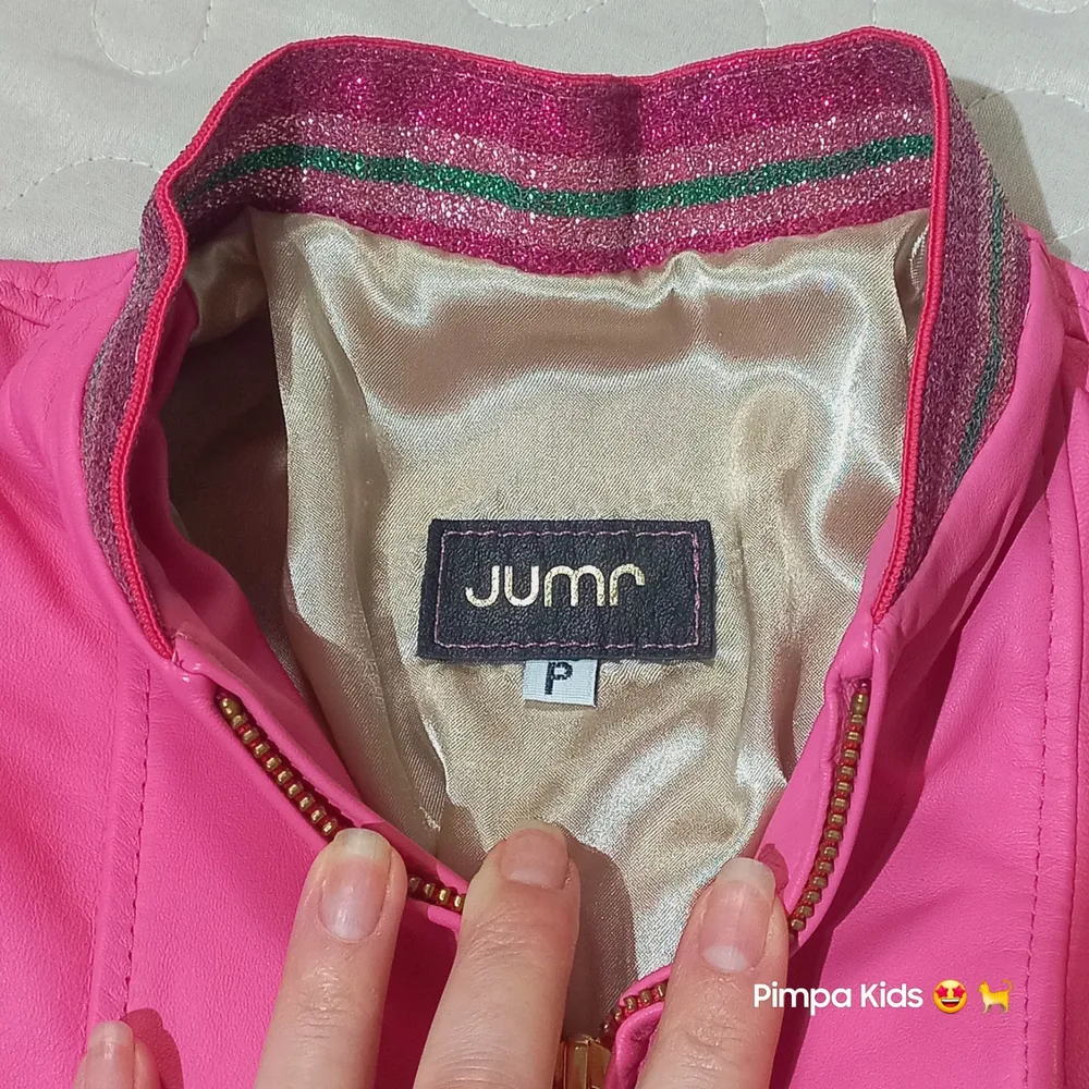 Jaqueta infantil em courino estilo Barbie tam P
