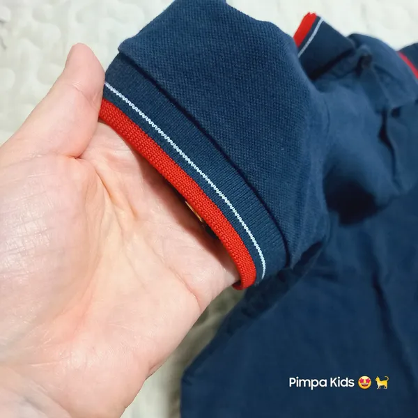 Camisa polo infantil da marca Authentic, tam 4 anos
