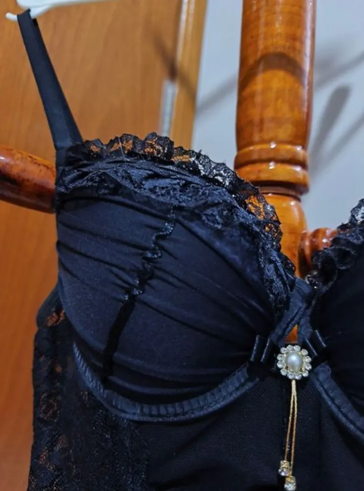 conjunto corpete e calcinha renda