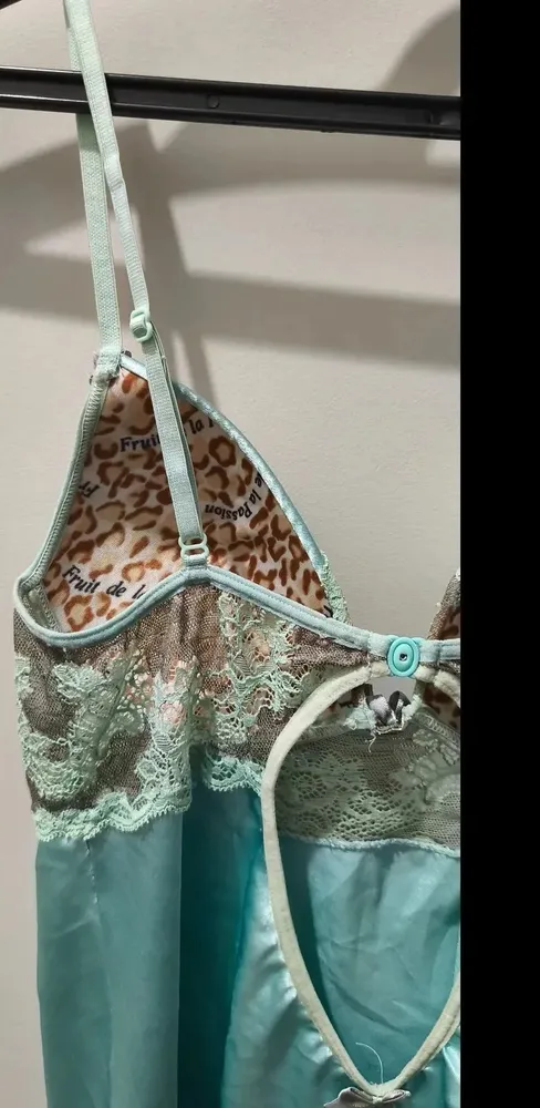 camisola cetim e renda