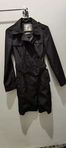 trench coat preto