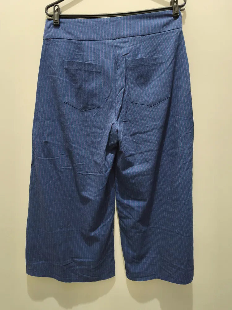 calça pantacourt