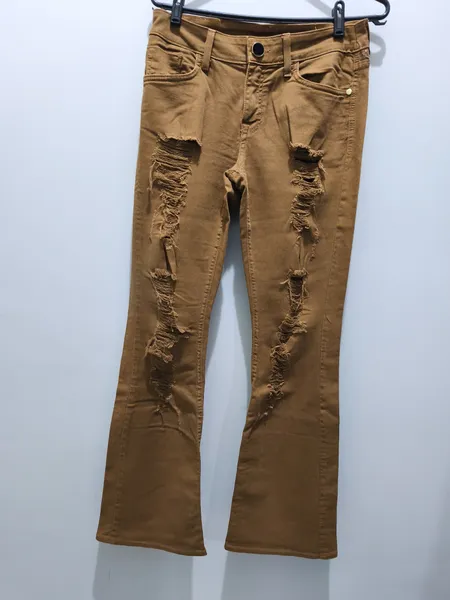 calça destroyed