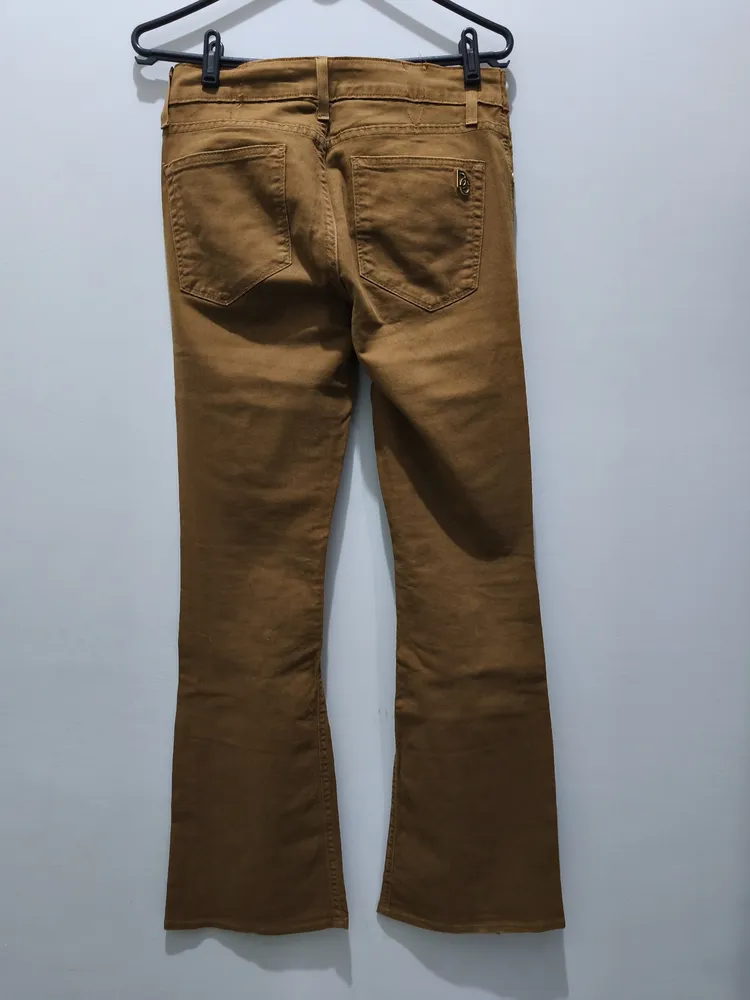 calça destroyed