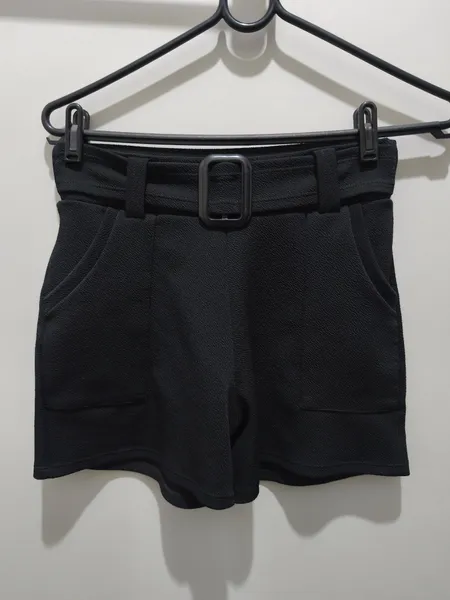 short hot pant preto