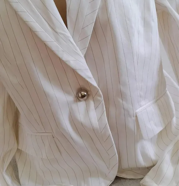 Blazer Feminino Daslu Risca de Giz Tamanho 44