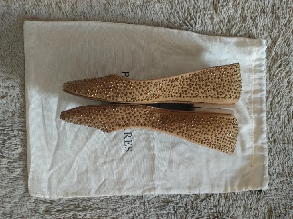 sapatilha strass Paula torres