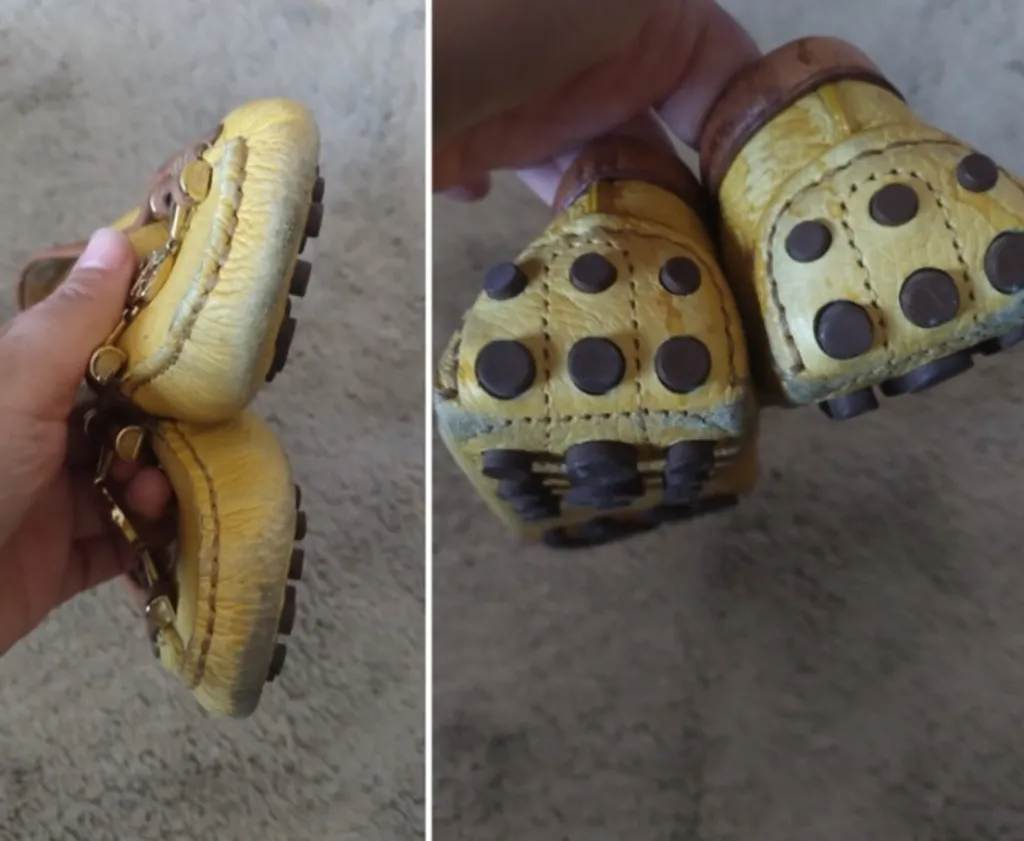 mocassim amarelo em couro Tory burch