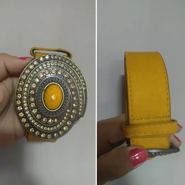 cinto amarelo com strass