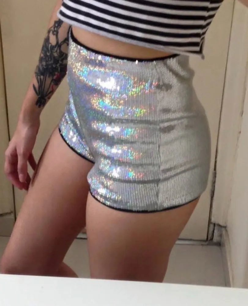 Hot Pants Holográfico F21