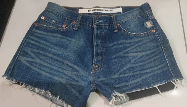Short Levis jeans