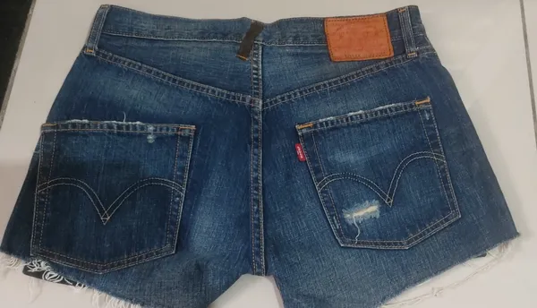 Short Levis jeans