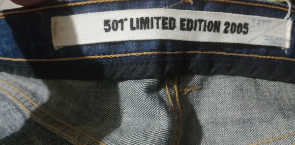 Short Levis jeans