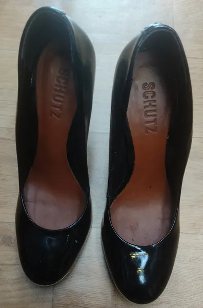 Sapato Shutz preto