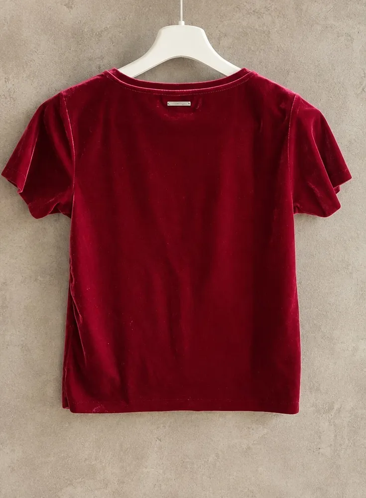Camiseta baby look bordô veludo