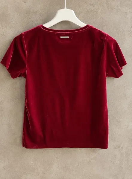 Camiseta baby look bordô veludo