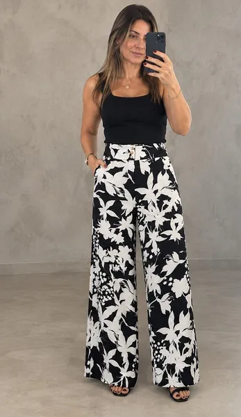 Calça pantalona estampada Renner