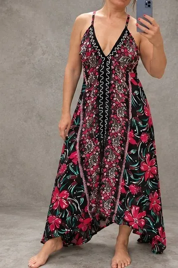 Vestido longo assimétrico estampado