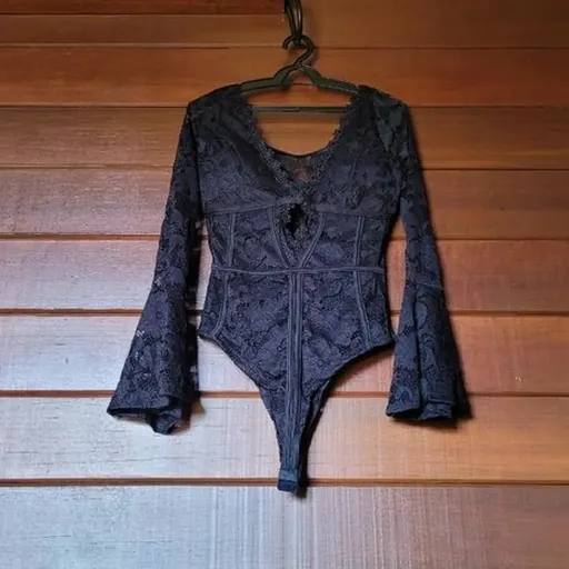 Body de Renda Premium