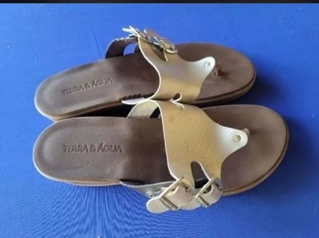 Sandália Terra & Água